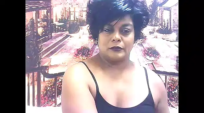 Snapshot of indianCherryPie chatting on 01/20/25, 05:16 indianCherryPie online show from 01/20/25, 05:16