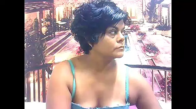 Snapshot of indianCherryPie chatting on 01/22/25, 05:16 indianCherryPie online show from 01/22/25, 05:16