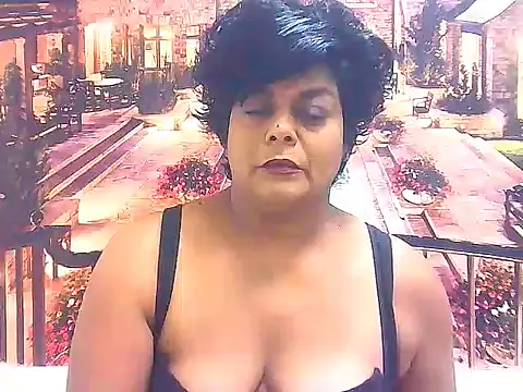 Snapshot of indianCherryPie chatting on 01/23/25, 12:04 indianCherryPie online show from 01/23/25, 12:04