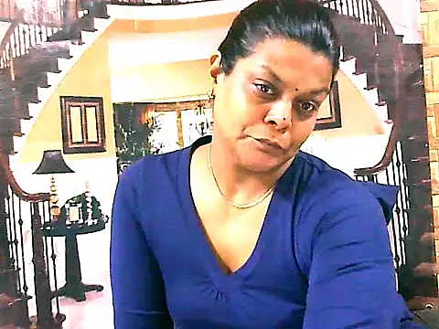 Snapshot of indianCherryPie chatting on 09/23/25, 05:43 indianCherryPie online show from 09/23/25, 05:43