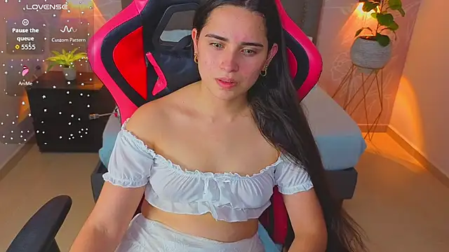 angelica dymond online show from 12/18/25, 07:42