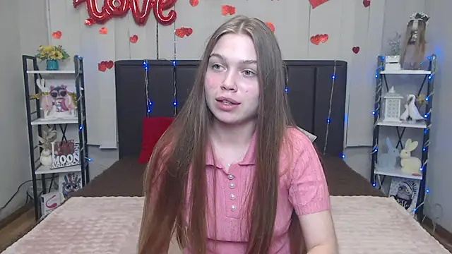Snapshot of LaraPika chatting on 05/11/26, 05:35 LaraPika online show from 05/11/26, 05:35