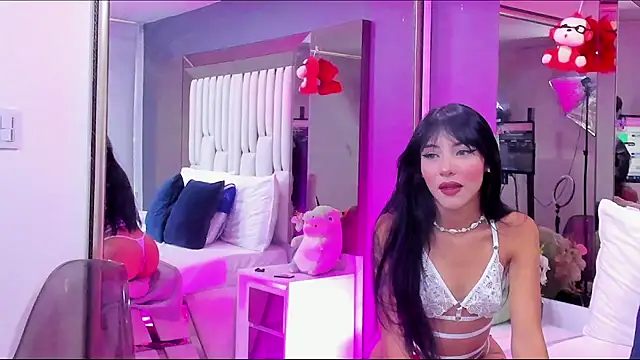 Snapshot of Kitty_Eliffe chatting on 02/01/25, 07:34 Kitty Eliffe online show from 02/01/25, 07:34