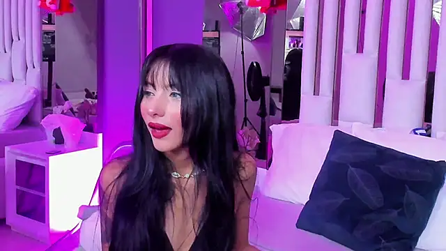 Snapshot of Kitty_Eliffe chatting on 02/11/25, 07:27 Kitty Eliffe online show from 02/11/25, 07:27