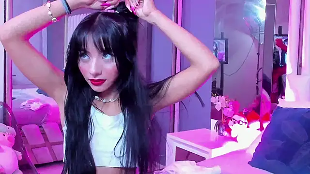 Snapshot of Kitty_Eliffe chatting on 02/21/25, 07:21 Kitty Eliffe online show from 02/21/25, 07:21