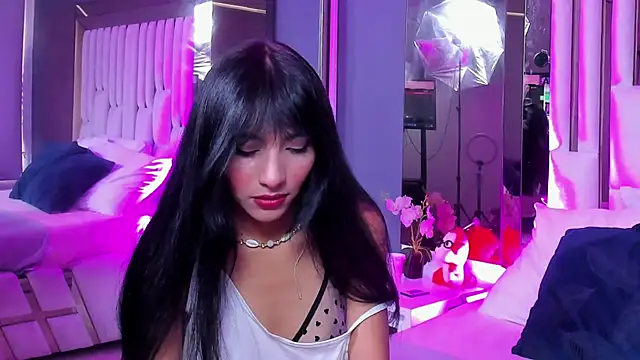 Snapshot of Kitty_Eliffe chatting on 02/22/25, 07:36 Kitty Eliffe online show from 02/22/25, 07:36