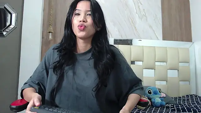 Snapshot of ava_jhonsson chatting on 05/21/26, 12:39 ava jhonsson online show from 05/21/26, 12:39