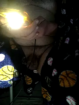 Leocesar37 online show from 10/12/25, 05:23