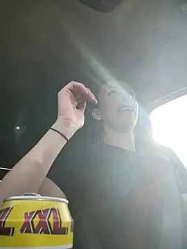 lola tentatiion online show from 03/21/25, 08:50