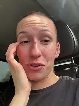 lola tentatiion online show from 03/21/25, 01:23