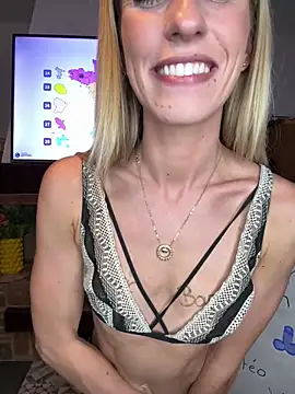 lola tentatiion online show from 09/14/25, 08:19