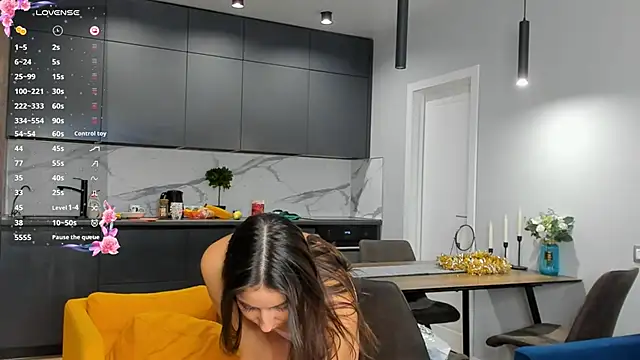 Maria  Candy online show from 03/05/25, 12:44