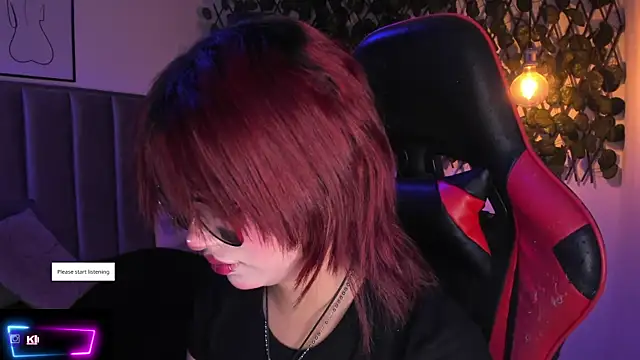 Kitty Gang online show from 11/06/25, 02:12