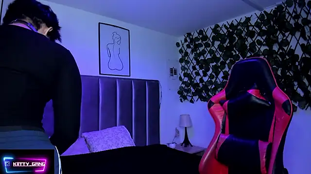 Kitty Gang online show from 02/02/26, 03:16