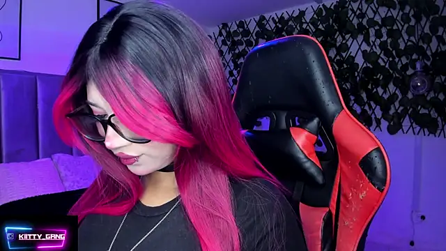 Kitty Gang online show from 02/14/26, 01:24