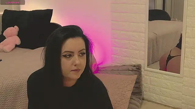 Ariel  Blossom online show from 01/29/25, 09:39