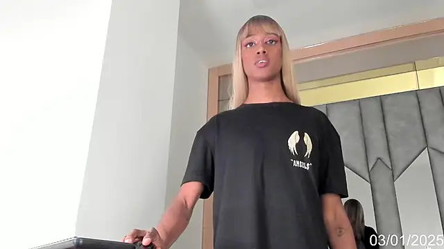 Doll Isaa online show from 01/03/25, 04:16