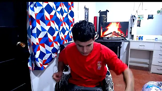Snapshot of freddy_romas chatting on 03/11/26, 01:11 freddy romas online show from 03/11/26, 01:11