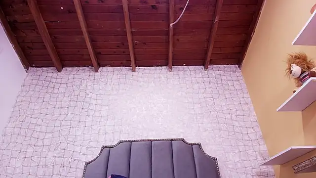 Snapshot of luce_williams chatting on 03/03/25, 10:20 luce williams online show from 03/03/25, 10:20