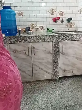 Saroj-Shah online show from 12/18/25, 05:46