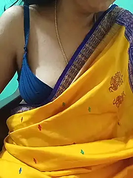 Snapshot of Saroj-Shah chatting on 07/08/26, 07:35 Saroj-Shah online show from 07/08/26, 07:35
