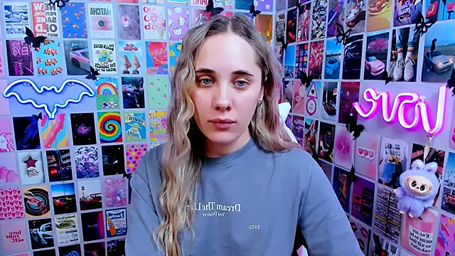 MiaMilas online show from 03/16/26, 02:32