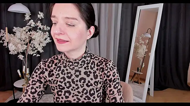 helentasty online show from 02/28/25, 02:31