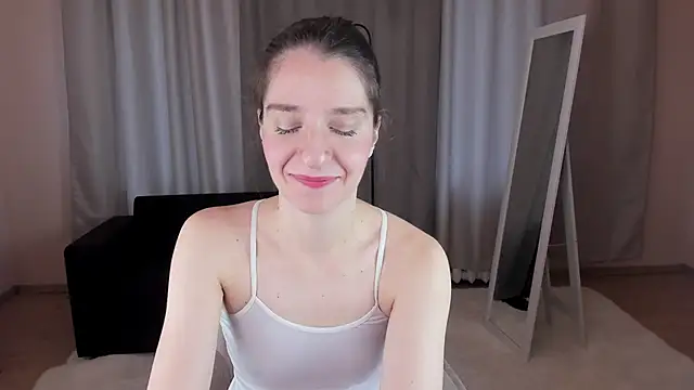 helentasty online show from 09/29/25, 02:27