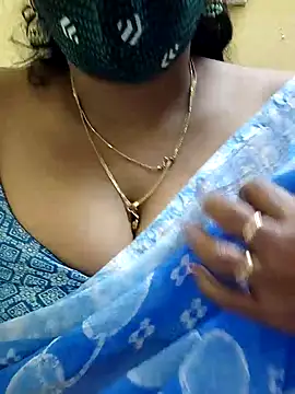 Snapshot of mallu-sumi chatting on 01/31/25, 04:03 mallu-sumi online show from 01/31/25, 04:03