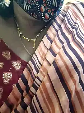 Snapshot of mallu-sumi chatting on 01/31/25, 03:55 mallu-sumi online show from 01/31/25, 03:55