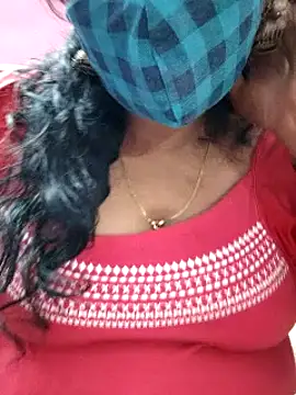 Snapshot of mallu-sumi chatting on 02/04/25, 03:00 mallu-sumi online show from 02/04/25, 03:00