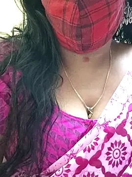 Snapshot of mallu-sumi chatting on 02/11/25, 02:02 mallu-sumi online show from 02/11/25, 02:02