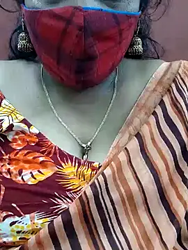 Snapshot of mallu-sumi chatting on 02/13/25, 01:19 mallu-sumi online show from 02/13/25, 01:19