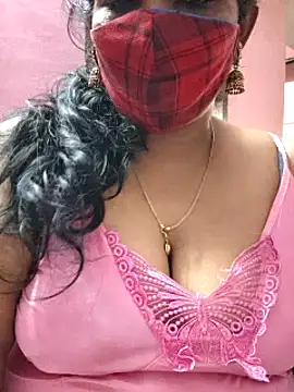 Snapshot of mallu-sumi chatting on 02/13/25, 04:43 mallu-sumi online show from 02/13/25, 04:43