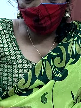 Snapshot of mallu-sumi chatting on 02/15/25, 12:37 mallu-sumi online show from 02/15/25, 12:37