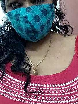 Snapshot of mallu-sumi chatting on 02/15/25, 11:58 mallu-sumi online show from 02/15/25, 11:58