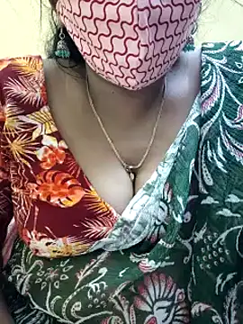 Snapshot of mallu-sumi chatting on 02/21/25, 06:48 mallu-sumi online show from 02/21/25, 06:48