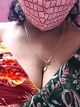 Snapshot of mallu-sumi chatting on 02/22/25, 02:28 mallu-sumi online show from 02/22/25, 02:28