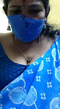 Snapshot of mallu-sumi chatting on 02/23/25, 04:24 mallu-sumi online show from 02/23/25, 04:24