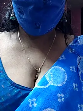 Snapshot of mallu-sumi chatting on 02/24/25, 02:08 mallu-sumi online show from 02/24/25, 02:08