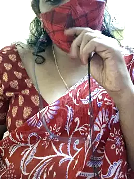 Snapshot of mallu-sumi chatting on 02/25/25, 06:09 mallu-sumi online show from 02/25/25, 06:09