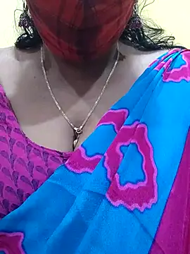 Snapshot of mallu-sumi chatting on 02/26/25, 05:28 mallu-sumi online show from 02/26/25, 05:28