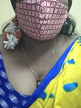 Snapshot of mallu-sumi chatting on 02/27/25, 02:32 mallu-sumi online show from 02/27/25, 02:32