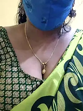 Snapshot of mallu-sumi chatting on 03/01/25, 06:00 mallu-sumi online show from 03/01/25, 06:00