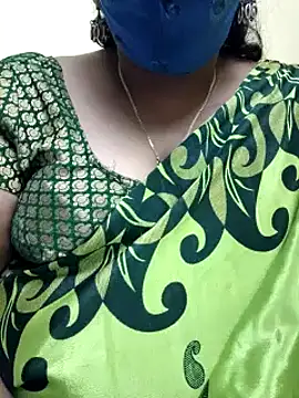 Snapshot of mallu-sumi chatting on 03/02/25, 02:51 mallu-sumi online show from 03/02/25, 02:51