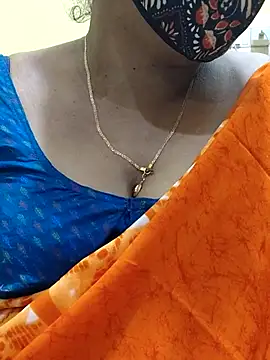 Snapshot of mallu-sumi chatting on 03/03/25, 07:17 mallu-sumi online show from 03/03/25, 07:17