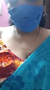 Snapshot of mallu-sumi chatting on 03/07/25, 02:46 mallu-sumi online show from 03/07/25, 02:46