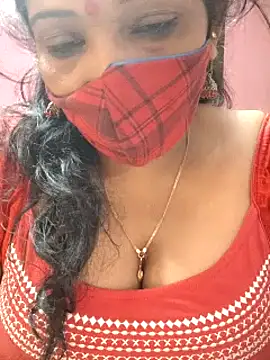 Snapshot of mallu-sumi chatting on 03/08/25, 05:49 mallu-sumi online show from 03/08/25, 05:49