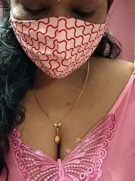 Snapshot of mallu-sumi chatting on 03/14/25, 02:20 mallu-sumi online show from 03/14/25, 02:20