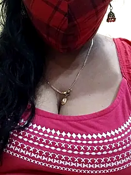 Snapshot of mallu-sumi chatting on 03/14/25, 01:57 mallu-sumi online show from 03/14/25, 01:57